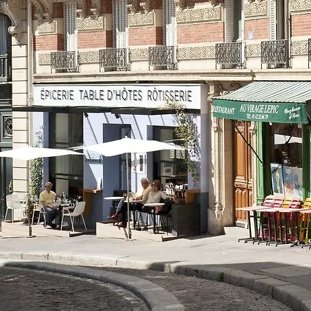Lovely Pigalle Studio Apartment *
